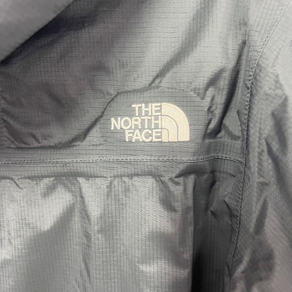 |•THE NORTH FACE•| Lightweight Jacket Windbreaker Rain Size Small - Picture 7 of 11